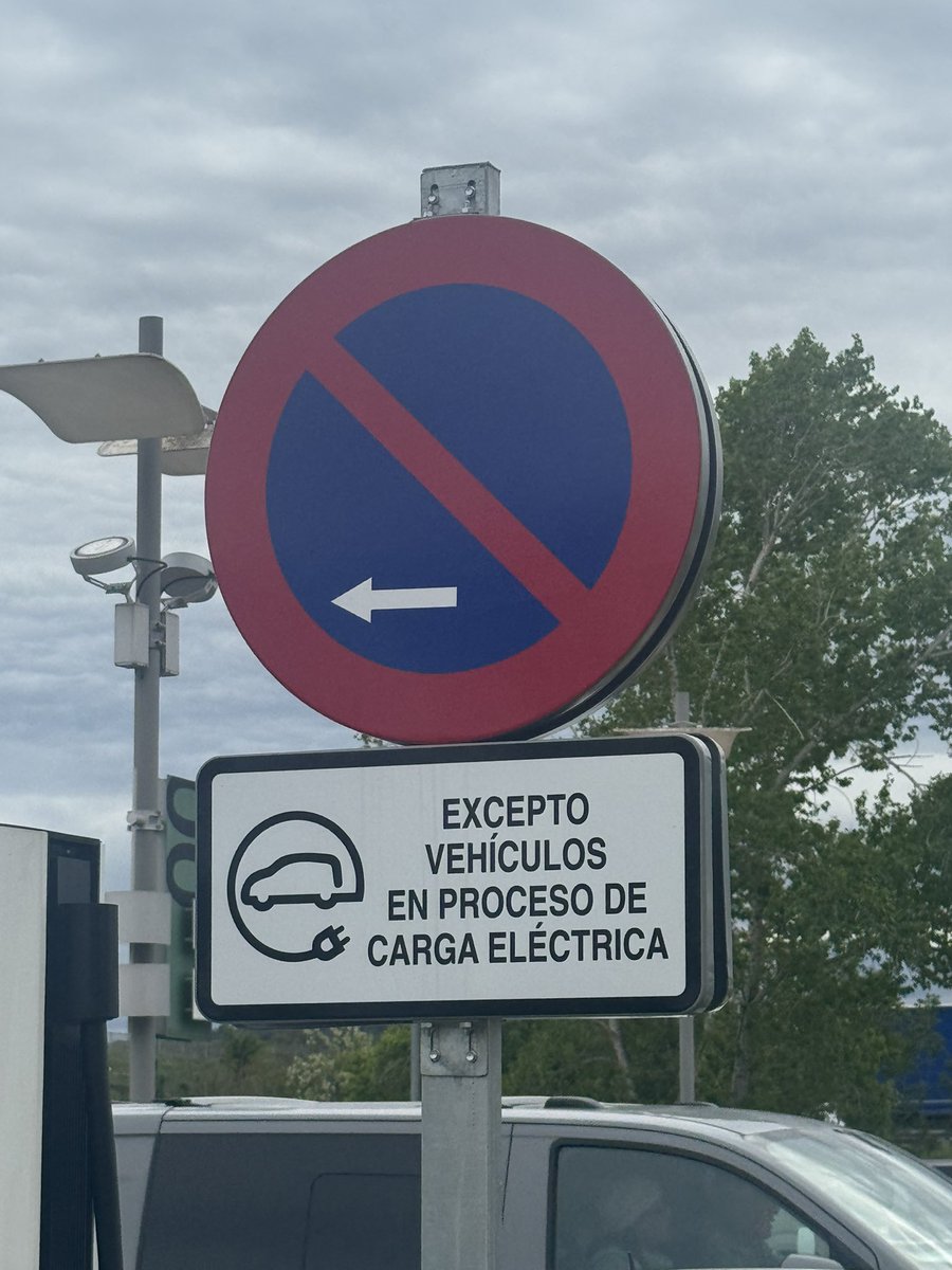 ᗩlbertDM ||*||🏴󠁧󠁢󠁥󠁮󠁧󠁿🏳️‍🌈🏴󠁧󠁢󠁳󠁣󠁴󠁿 tweet media