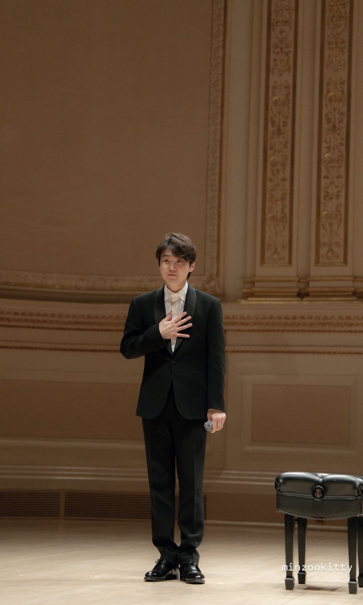 다육이 tweet media