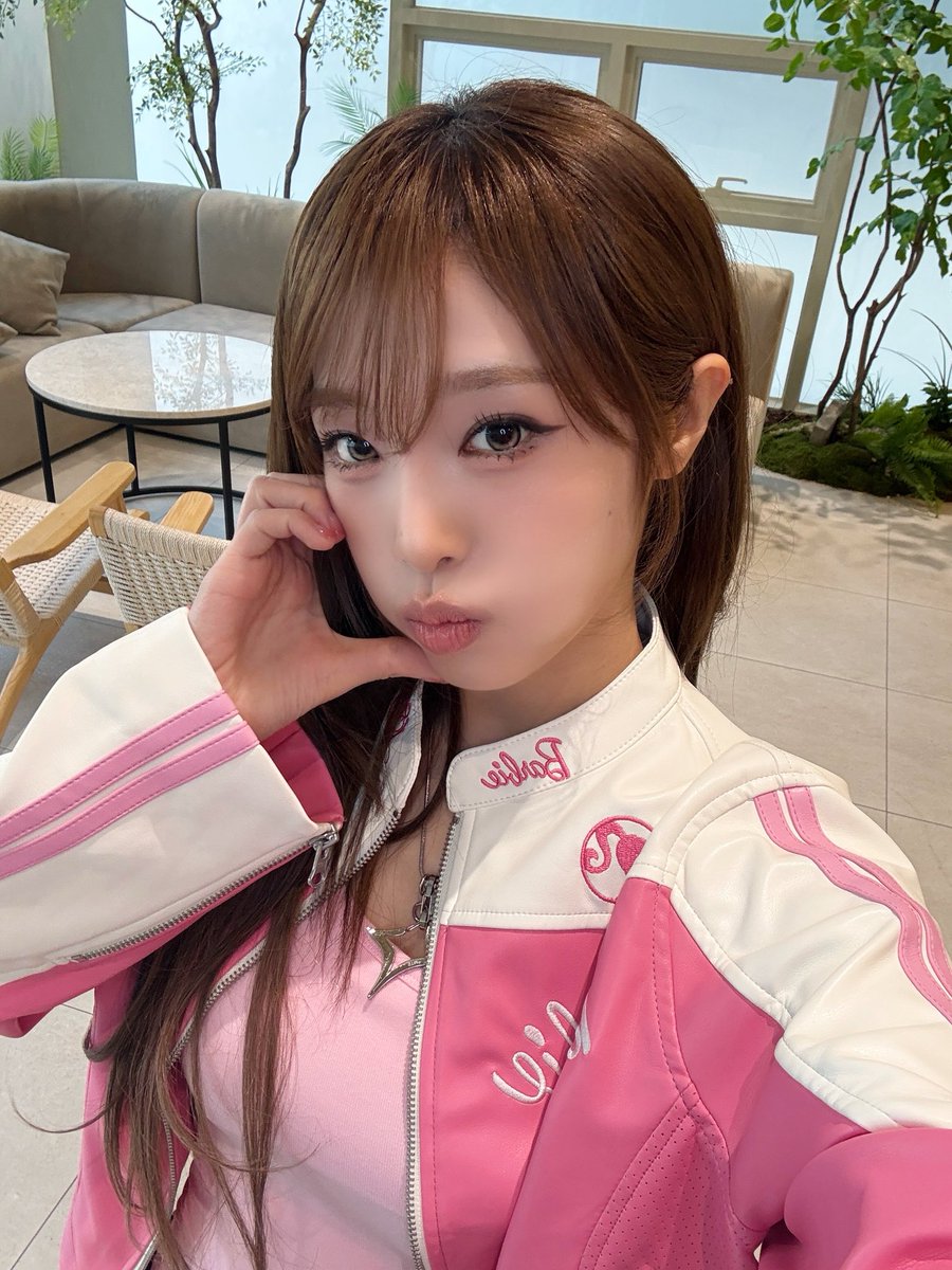 최예나 tweet media