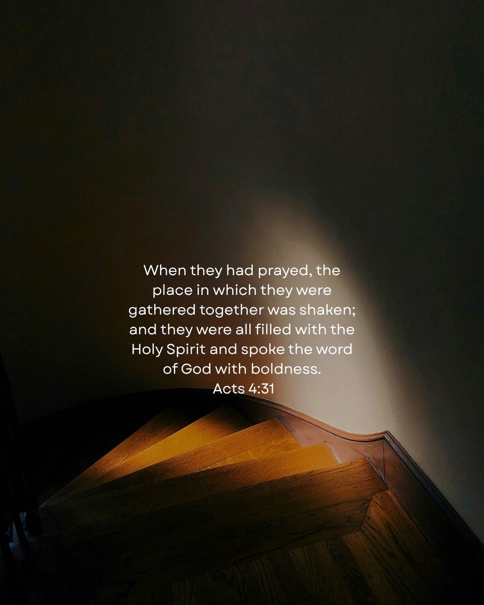 prayasugo's tweet image. Today, may we pray with boldness before the Lord. Pray with us today on the app!

#PrayAsYouGo #Easter #Prayer