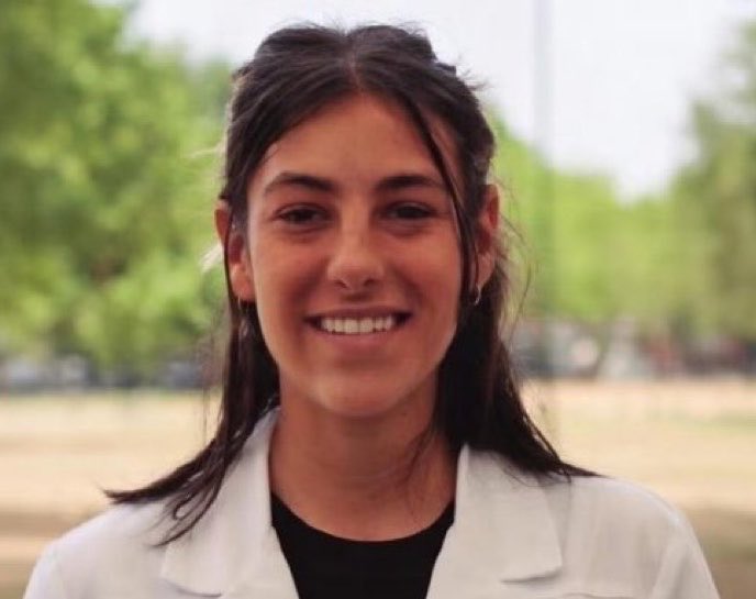 “Yo soy Elvis” 🎙 tweet media