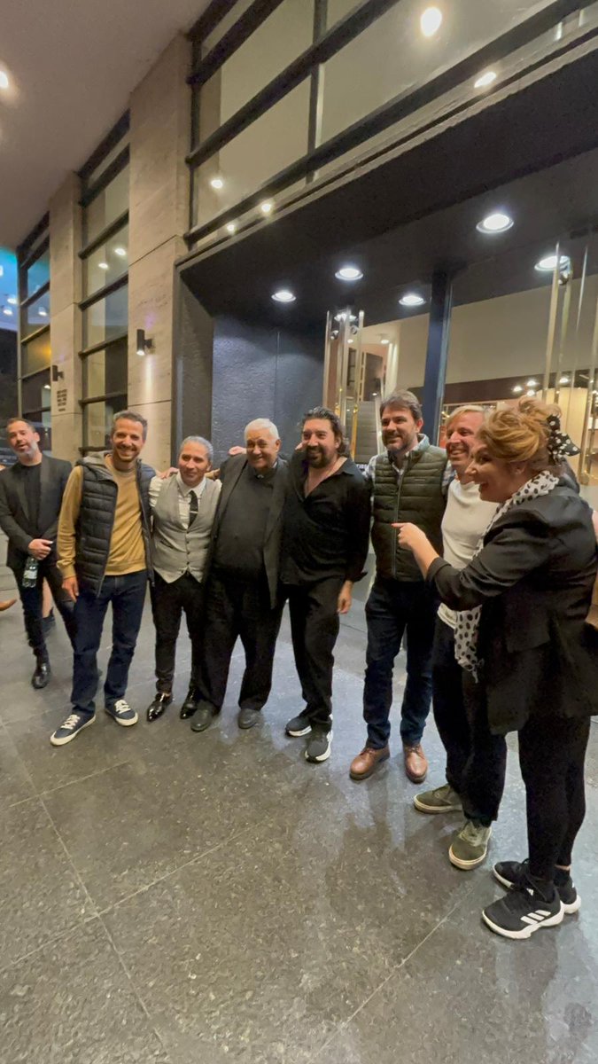 de los Campos tweet media