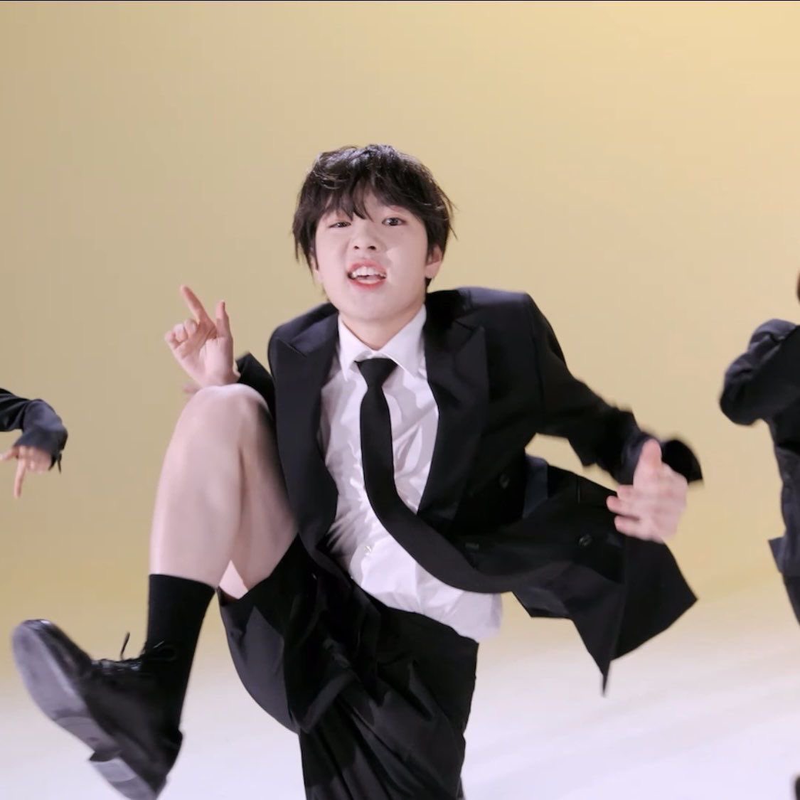 고굼이.. tweet media