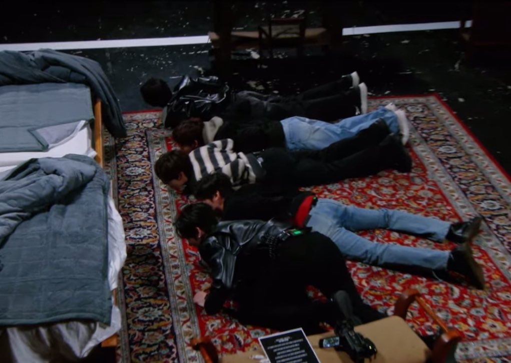 ・𝒀𝒖𝒊 tweet media