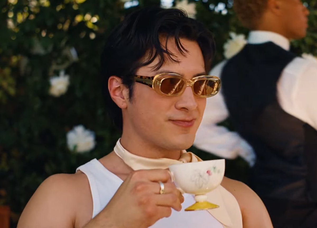 sthe 𐙚 tweet media