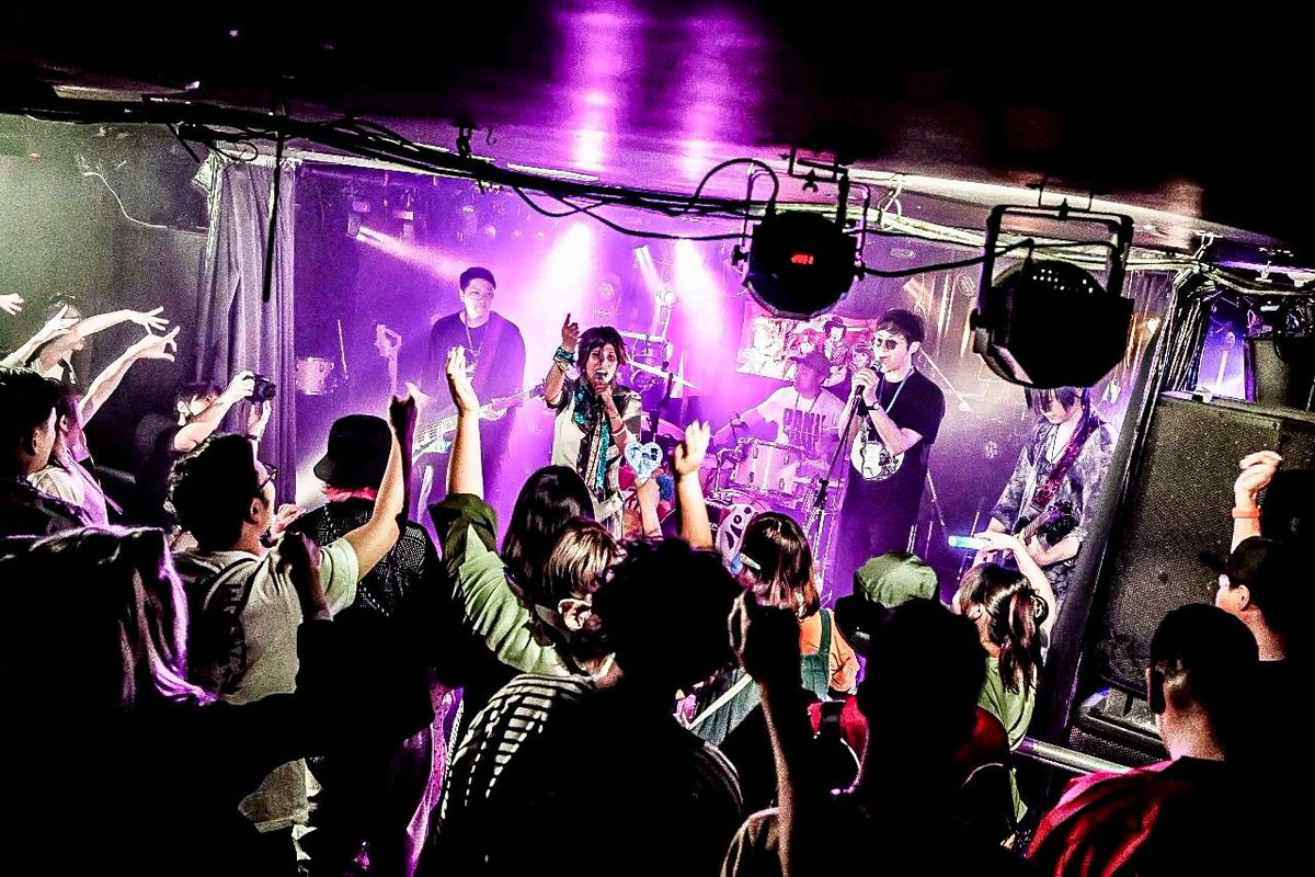 momokurage0930's tweet photo. *!超拡散希望!*
5月4日に開催されるライブイベント宴Live14にしれっと出演します！2年ぶりにjelly-fish(ソロ)、信念と執念と本気をめいっぱい詰め込んで暴れます！歌って踊って飛びます！どうか皆さんのお時間少しください！！絶対に損させません！！予約リプでもDMでもお待ちしてます！！☺︎
#宴14 https://t.co/jCvoPZAlMp