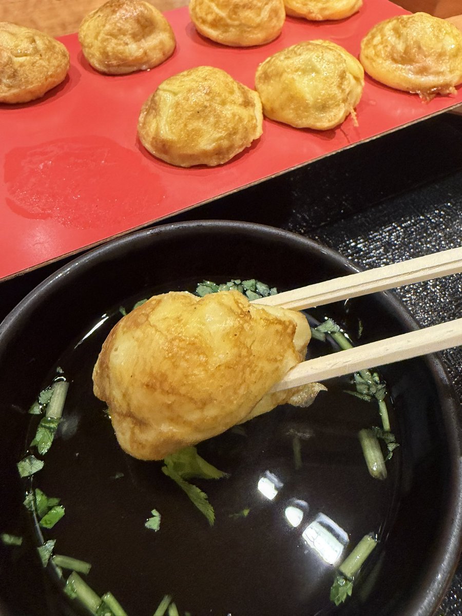 Marinesaloha's tweet photo. 大阪に行くと食生活がこうなる。
#大阪 #ねぎ焼き #串カツ #明石焼き https://t.co/i4n7sIHXlw