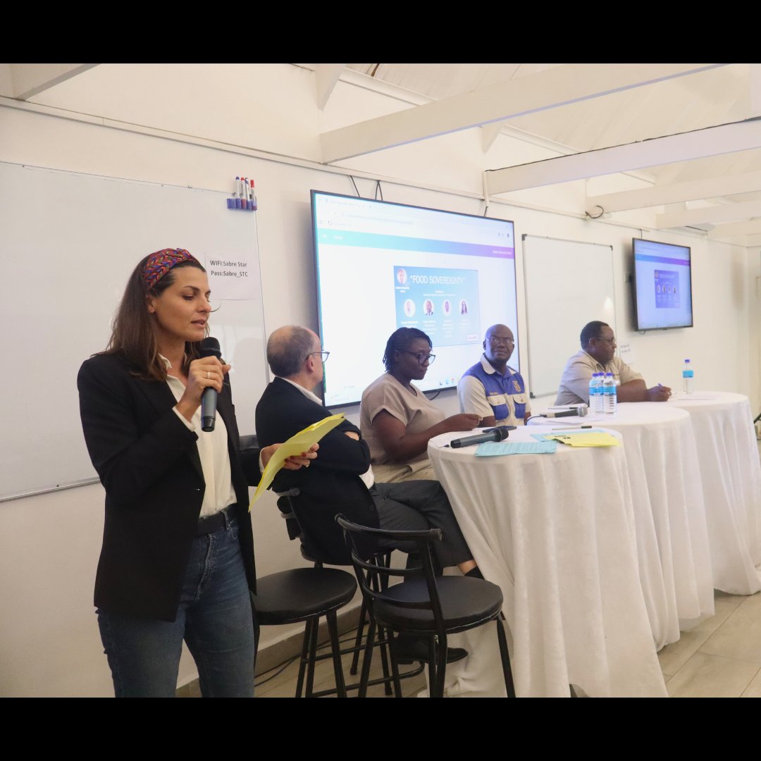 France in Zimbabwe 🇫🇷🇿🇼 tweet media