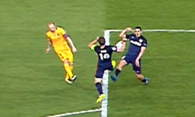 ุฃูููู ุจุฑุดูููุฉ tweet media