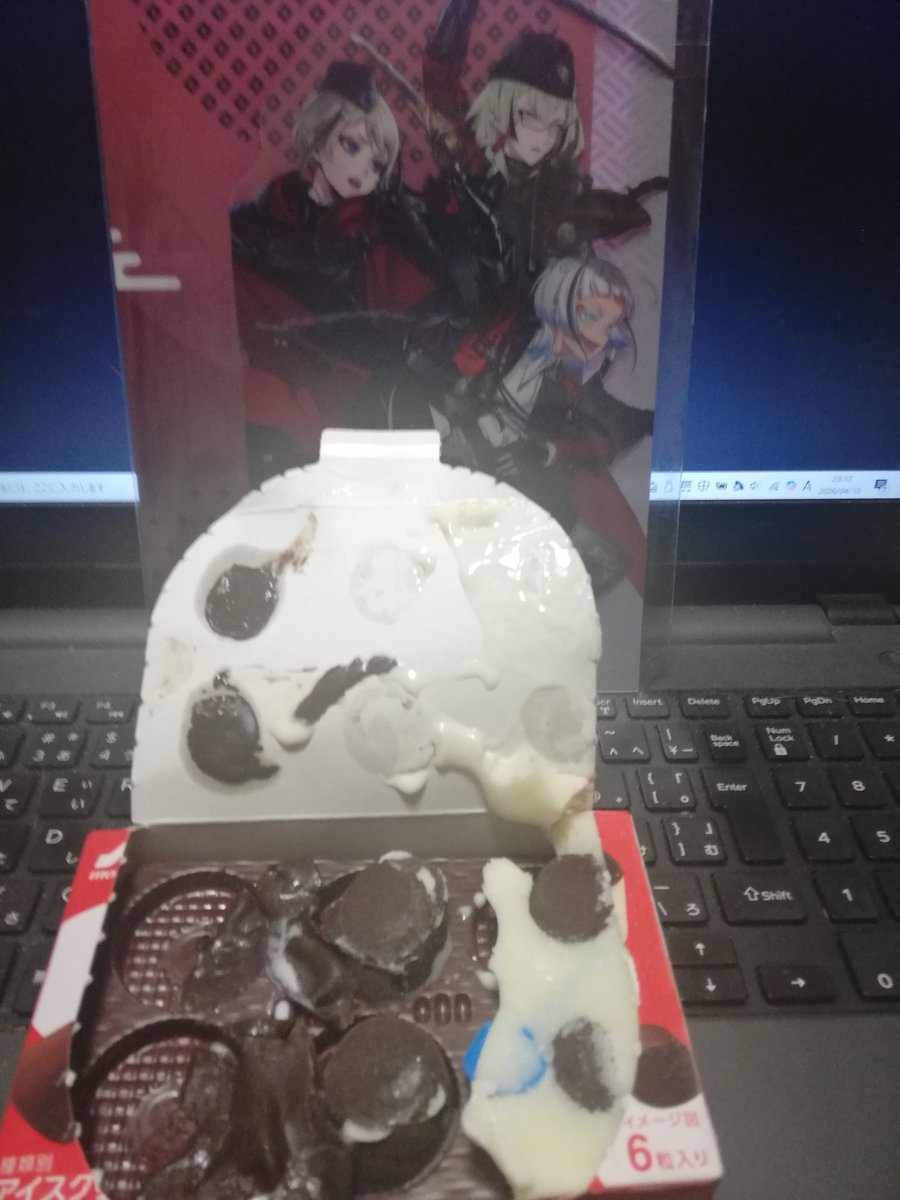 kanai240's tweet photo. アイスはコラボに向いてない

#とうらぶ　#刀剣乱舞 https://t.co/cdZDgiHuAR