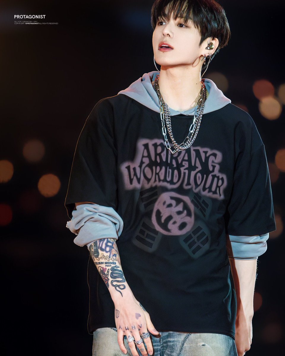 정국ᰔᩚ tweet media