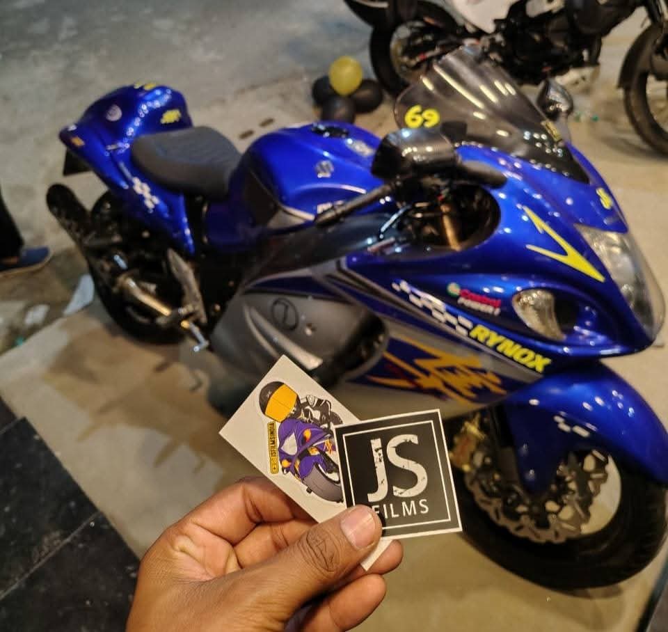 AdventureOn07's tweet photo. Welcome Again to the City of Joy💐
Lots of Love from Adventure On Moto♥️
@jsfilmsindia
@AdventureOn07
#jsfilms #adventureonmotoofficialpost #rynoxgears #kolkatameetup #adventureonmoto https://t.co/Ao1JGTxFwO