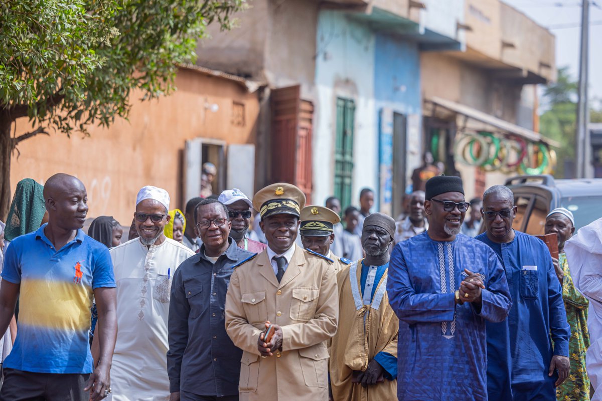 PresidenceMali's tweet photo. YIRIMADIO : deux nouveaux forages pour améliorer l’accès à l’eau potable
À Yirimadio, dans le VIe Arrondissement du district de Bamako, deux nouveaux forages ont été inaugurés ce lundi 13 avril 2026 par le Conseiller spécial du Président de la Transition, M. Aguibou DEMBÉLÉ. https://t.co/UcPn2ScdQQ