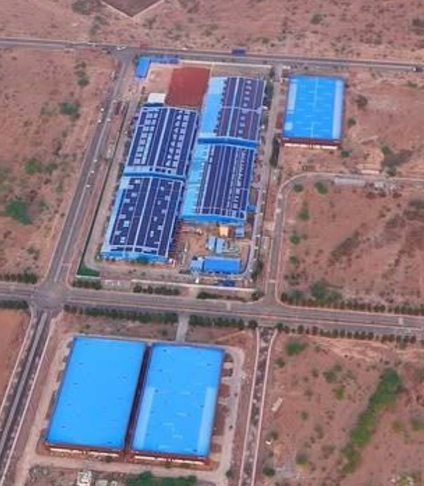 NaFaUpSpo's tweet image. #CPPLUS operates India’s largest #CCTV #manufacturing facility in partnership with #Dixon Technologies🏭
At Kopparthy EMC, Kadapa, the 350,000+ sq ft plant is the world’s 3rd largest &amp;amp; the largest outside China 
CTV companies to sell only made in India products in India from now