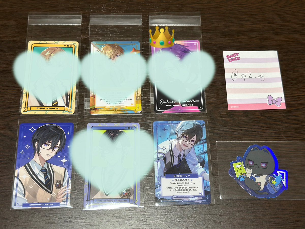sy2_ag's tweet photo. 【交換】にじさんじ VOLTACTION 学園ゔぉるたくしょん ランダムフォト風カード

譲：画像1枚目

求：画像2、3枚目 👑＞︎🌸

郵送での交換。
👑を最優先で探してます。
その他の絵柄は問いませんが👑との交換、纏めてを優先させて頂きます。
お気軽にお声掛けよろしくお願い致します◎ https://t.co/4mKn47Uci5