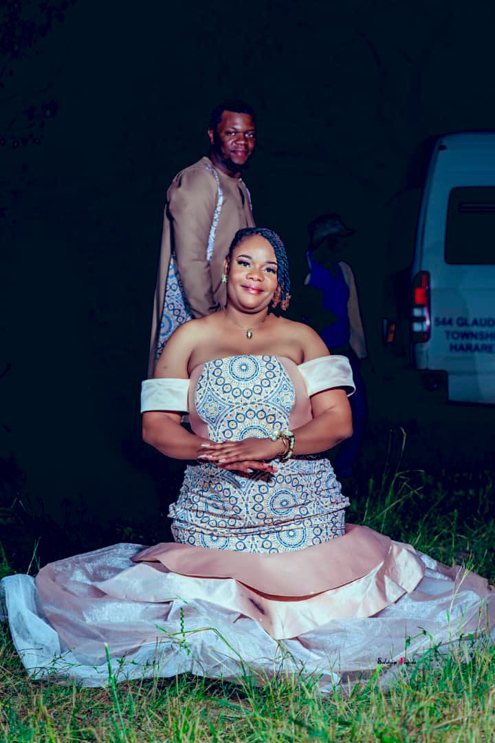 desiignerjaytee's tweet photo. These are some of the products I make when I am offline.Kindly support my hustle🙏🏾❤️.

Bride and Groom dressed by yours truly🙏🏾.
📱+263 774695337

#lifeofadesigner #brandsbydesiignerjaytee https://t.co/NawbOKYZ9D