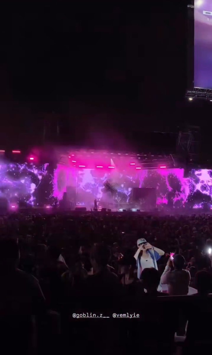 stay healthy tweet media