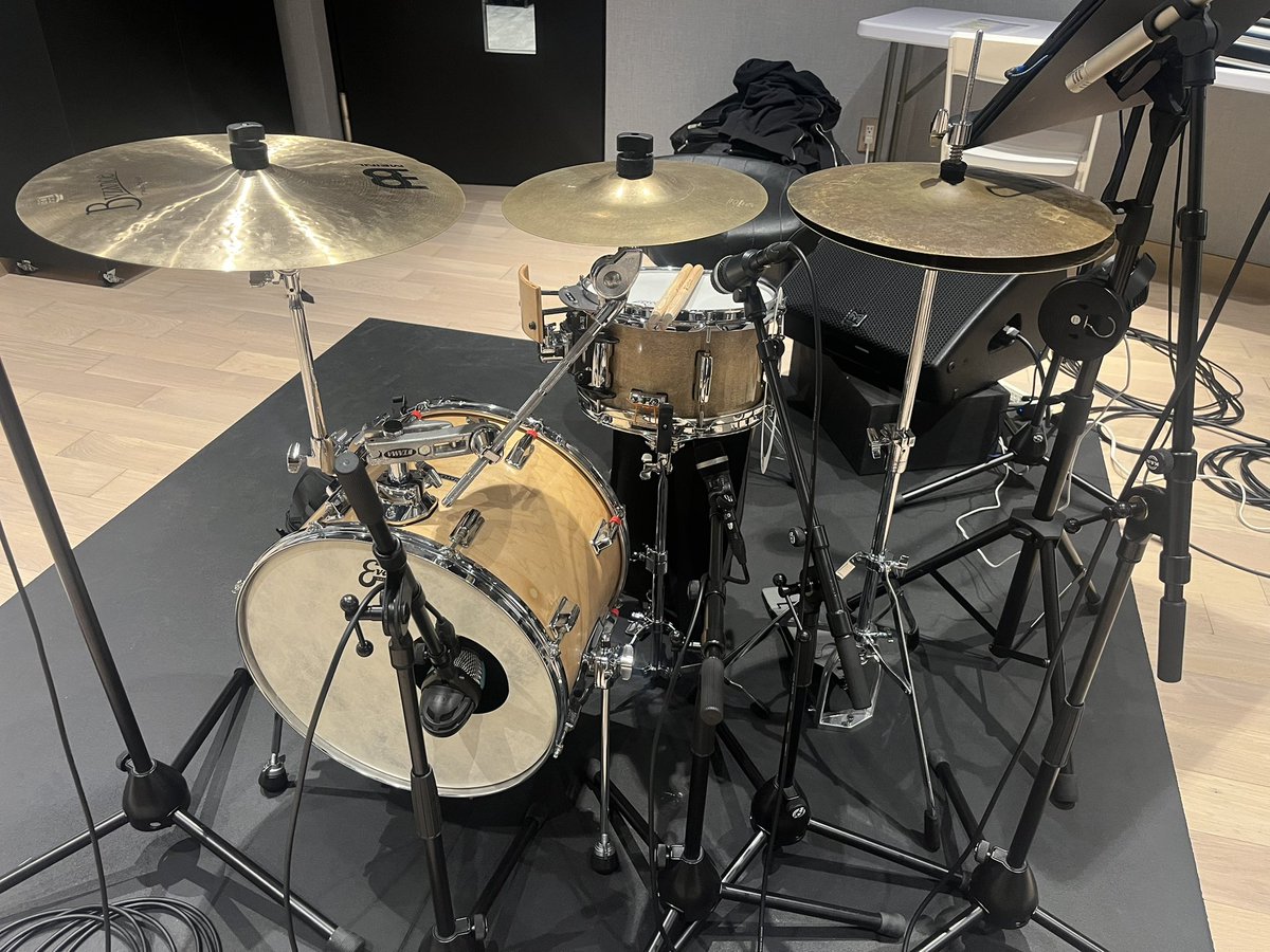 kikudrums's tweet image. 本日のリハーサルはミニドラムセットで。

#meinlcymbals 
#自作ドラムセット 
#dıy