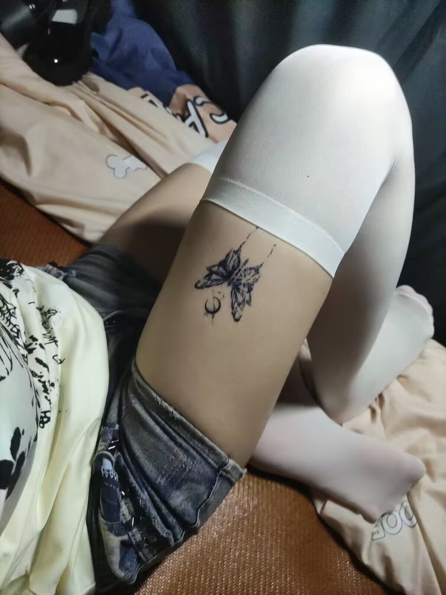 SWarship78266's tweet photo. 复活了，在寝室浅浅拍一下…
#cdts #人妖 #男娘 #伪娘 https://t.co/O8BbteXfjG