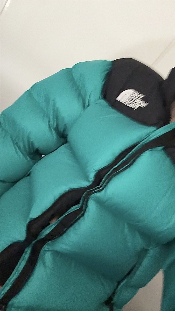 Finally got this overfilled nuptse🥰
