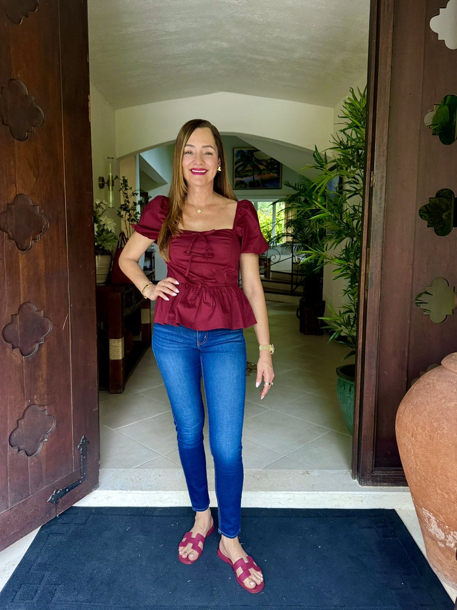 annmarievazja's tweet image. GM #Jamaica! Staying true to yourself is an incredible strength. Never let anyone take that away from you.  #AMV #Focus #DreamBig #OneJamaica #OneLove #Blessings 🇯🇲🙏🏻♥️