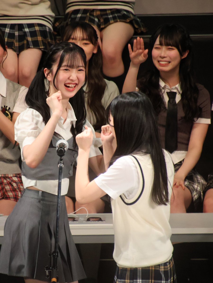 大好きなやよちゃんが褒めてくれてるでちひるん(笑) #石山千尋 #龍本