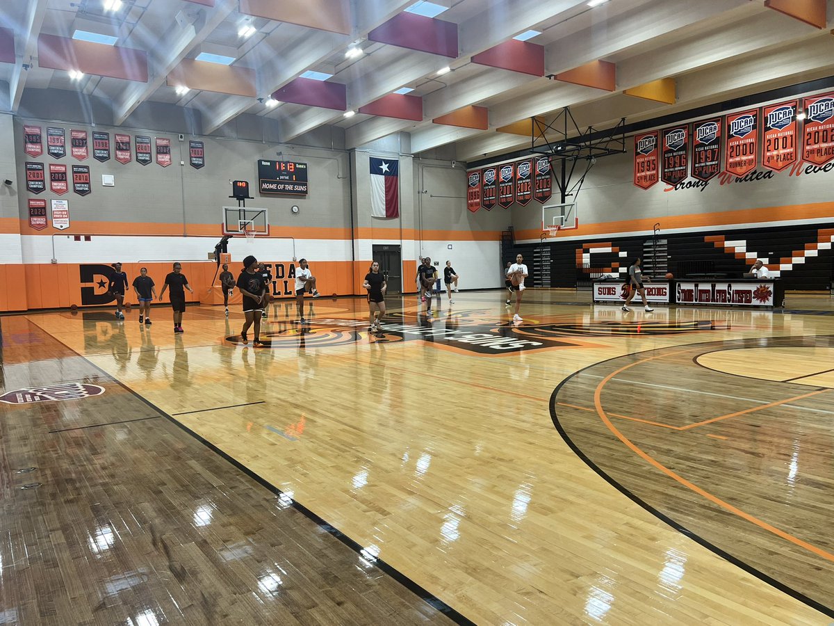 CedarValley_WBB tweet media