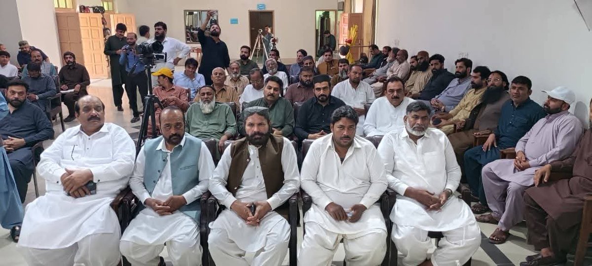 صحرانورد tweet media