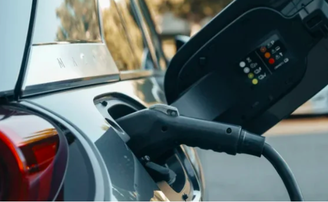 Vaielettrico tweet media