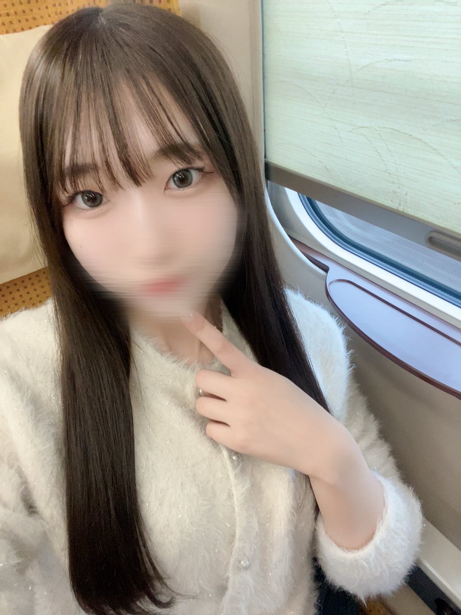 最近は妹に会うことをモチベに
生きている。昔から妹大好き。
シスコンな姉です(ᐡ﹒︠‧̫﹒︡ᐡ)꒦꒷♥
同じ趣味があって、ずっと仲良し💛