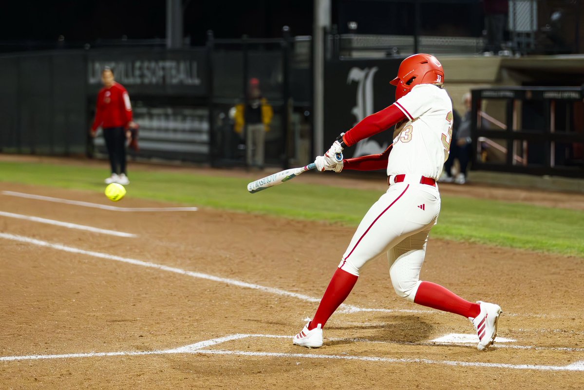 Louisville Softball tweet media