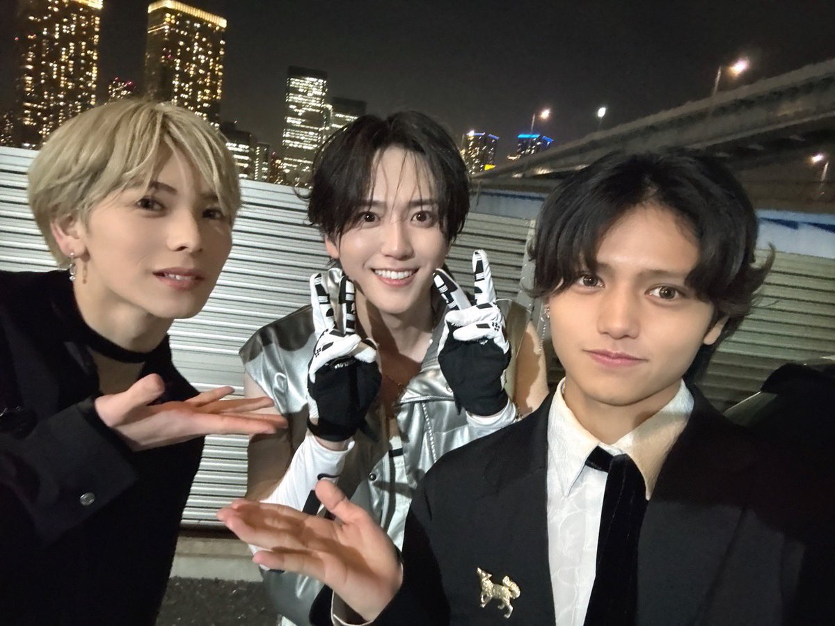 official_enjin's tweet image. ≪#RYONO≫

繋がるテニスの絆

ライブで今日みんなに出会えて
最高に幸せだったよ
いつも幸せにしてくれてありがとう

#ENJIN #ENJIN_RYONO
