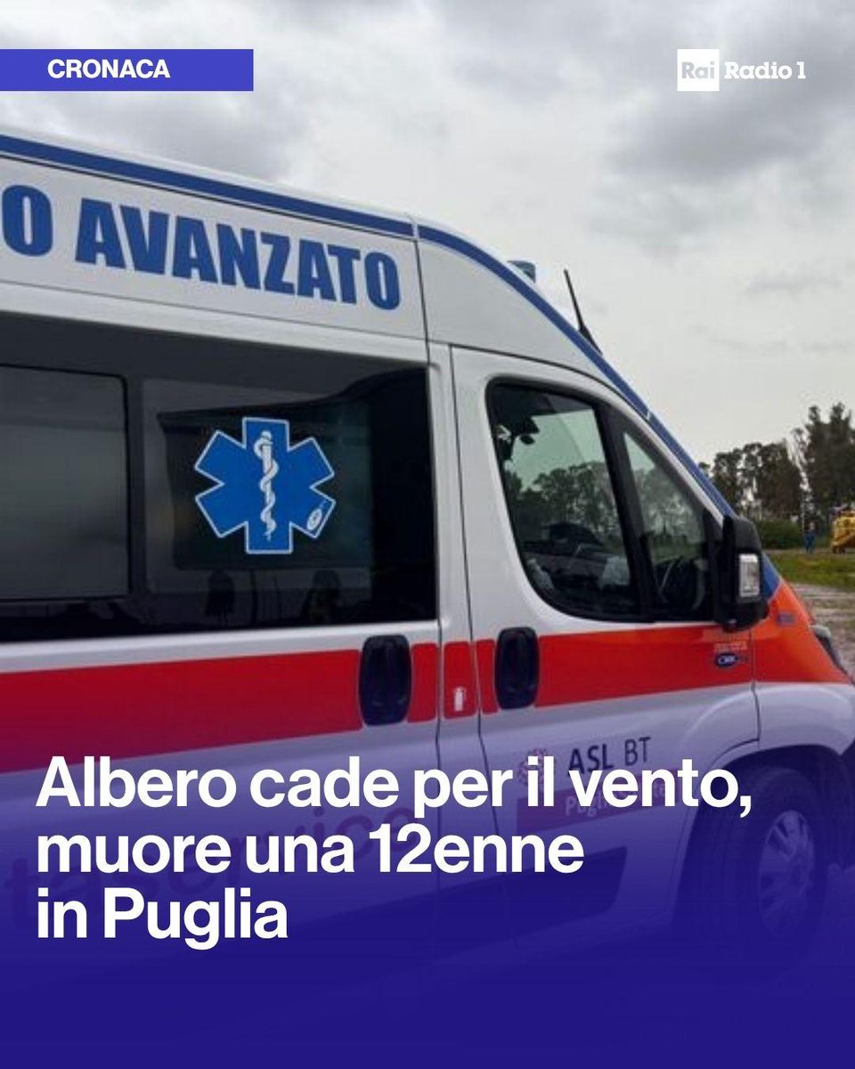 Radio1Rai's tweet image. 🔵#Puglia Una ragazza di 12 anni è morta poco fa Bisceglie dopo essere stata colpita per strada da un albero caduto a causa del forte vento. La vittima, soccorsa dal personale del 118, è arrivata al pronto soccorso dell'ospedale di Bisceglie già senza vita.