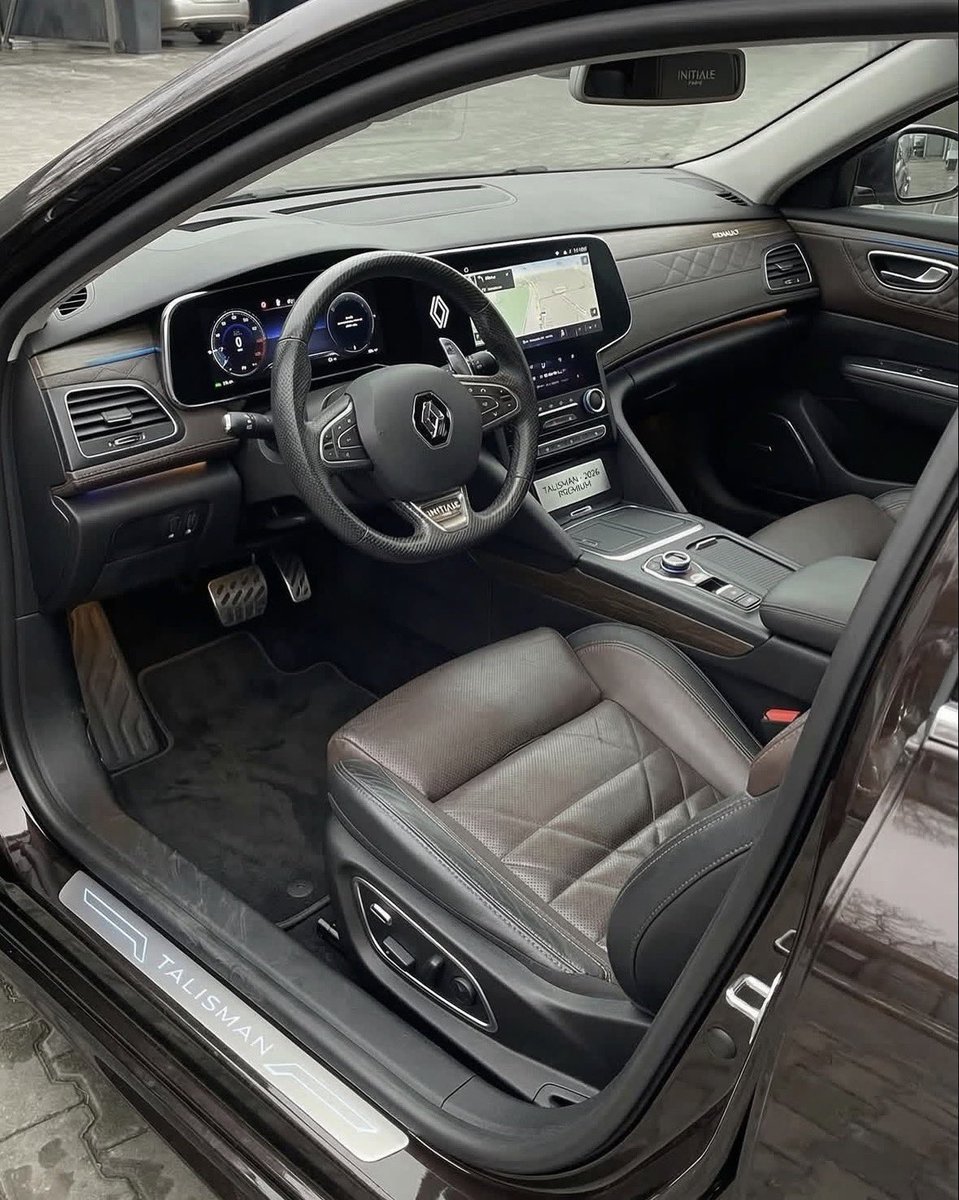 Car Grails tweet media