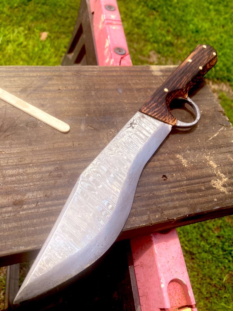 TheBlademaker tweet media