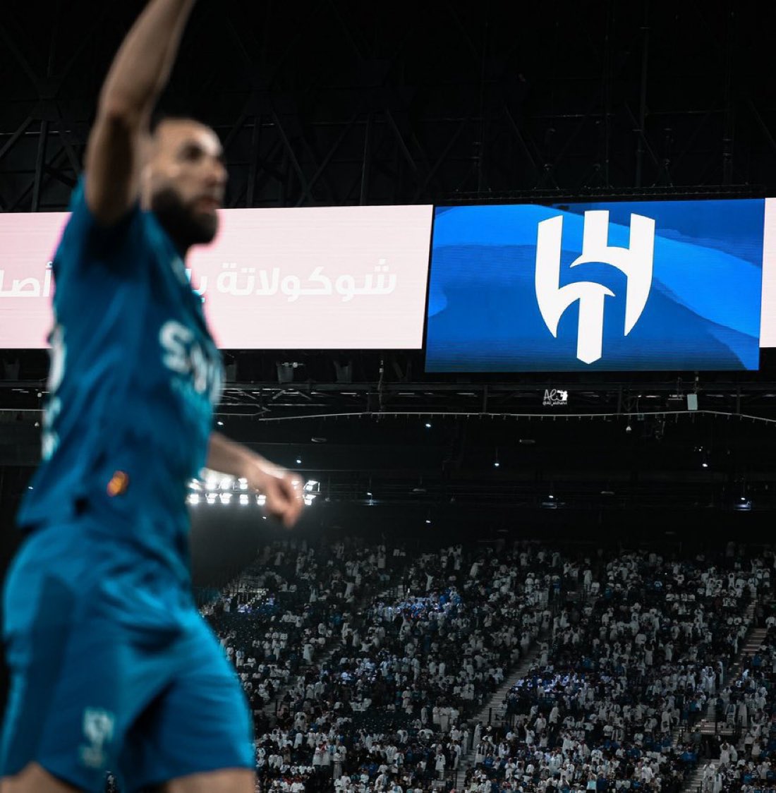 مازن tweet media