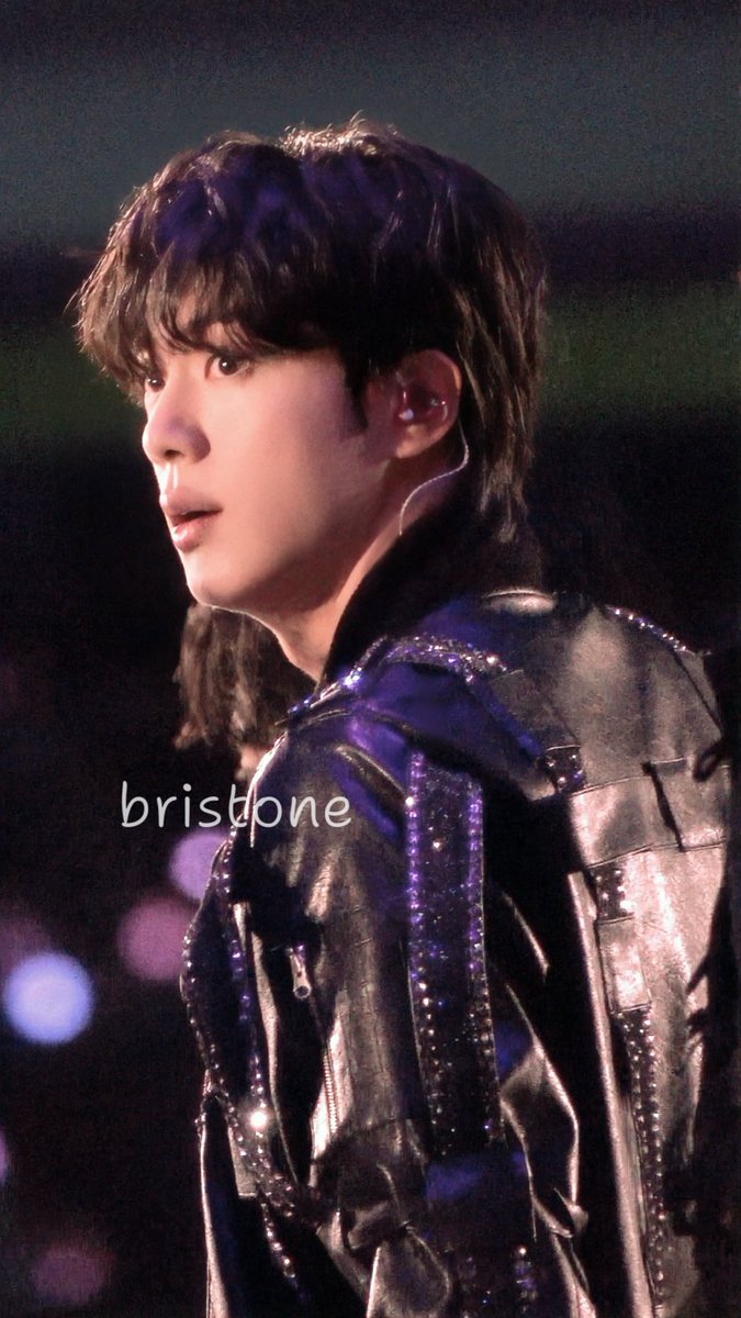 Bristonecc's tweet image. Bambi before his very first baby steps.
I will move moutains for this Fawn Prince.
#Jin #Seokjin  #BTS_ARİRANG_Goyang #BTS_ARİRANG_Goyang_D3