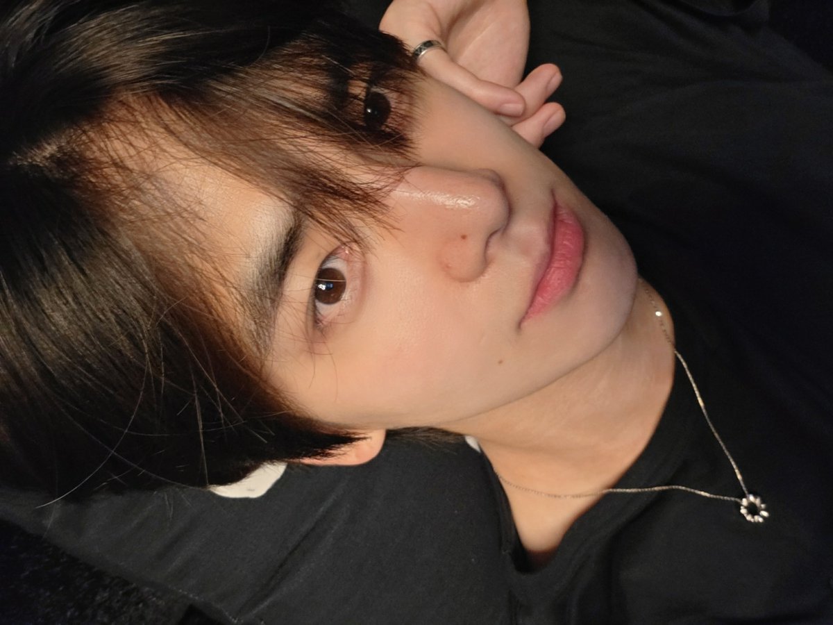 Younghoon sent these just now 💌📸