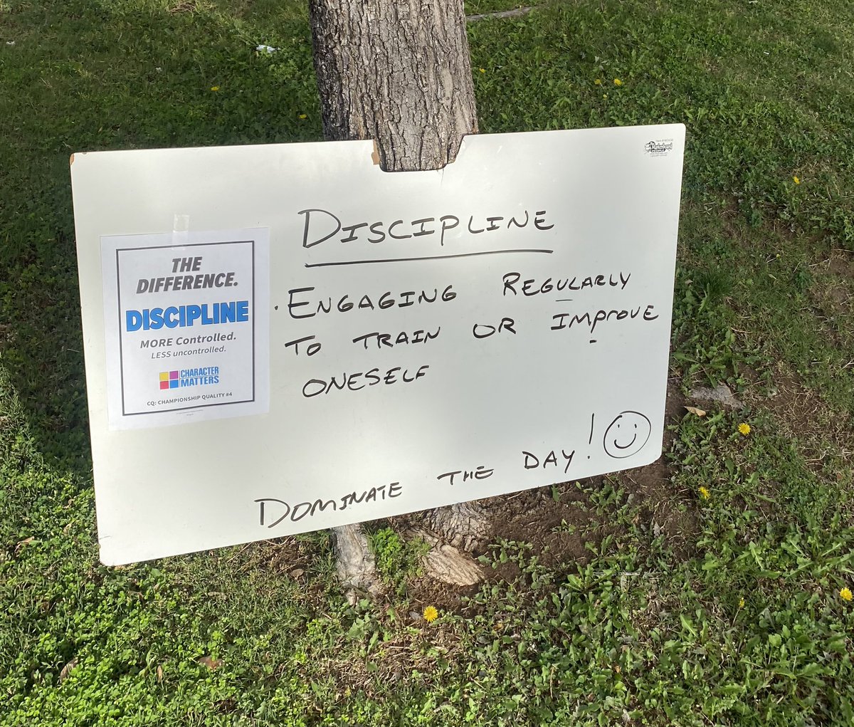 MarquesReischl's tweet image. Basha High School 
Discipline- key words
“engaging” 
“regularly” 
“improve” 
Let’s gooooooo!
🐻🔥
#CHARACTERMATTERS #THEDIFFERENCE