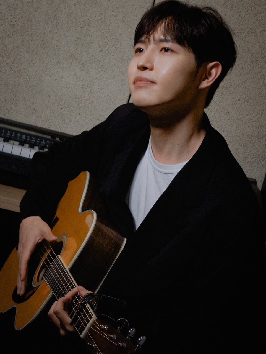 OCT.13 🍃 tweet media