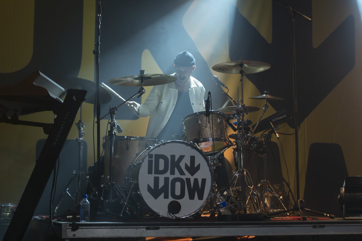 Jay doesnt know how but its over tweet media