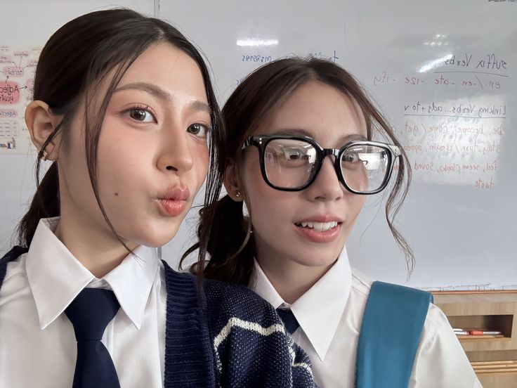 🍞🌼 ✍️ tweet media