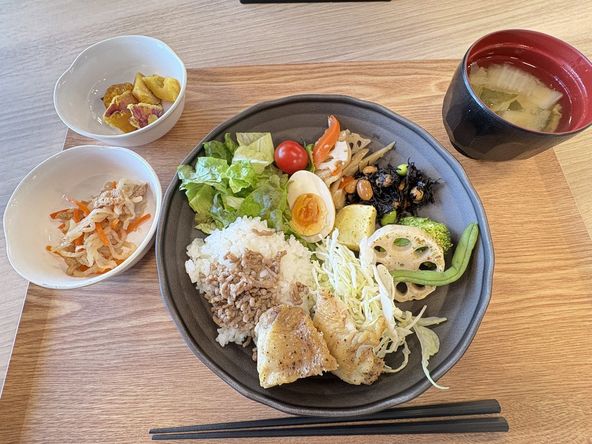 チクタンチョコレート tweet media