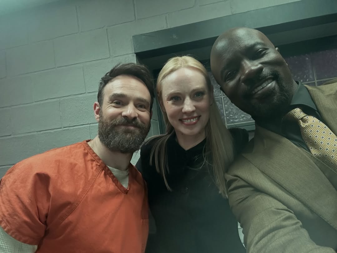mcunewsrumors's tweet image. 😈 Charlie Cox, Deborah Ann Woll and Mike Colter behind the scenes of 'DAREDEVIL: BORN AGAIN' Season 3.

📸 @RealMikeColter | t.me/mcunewsandrumo…