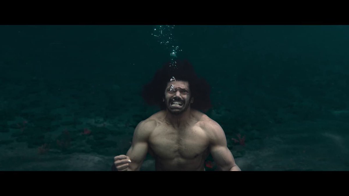sekartweets's tweet image. The underwater scene in #MrX is said to be the most challenging episode for the super fit @arya_offl , he had to hold his breath for 30-40 seconds in 20 feet under