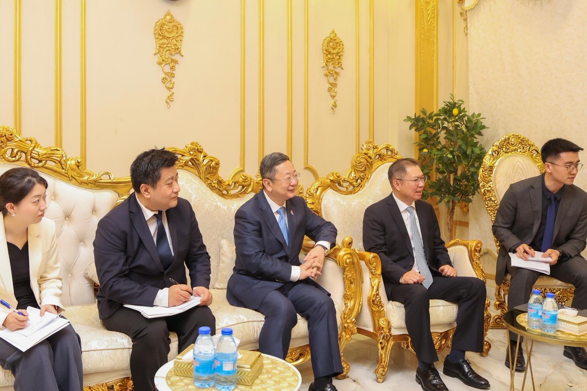 Villa Somalia tweet media