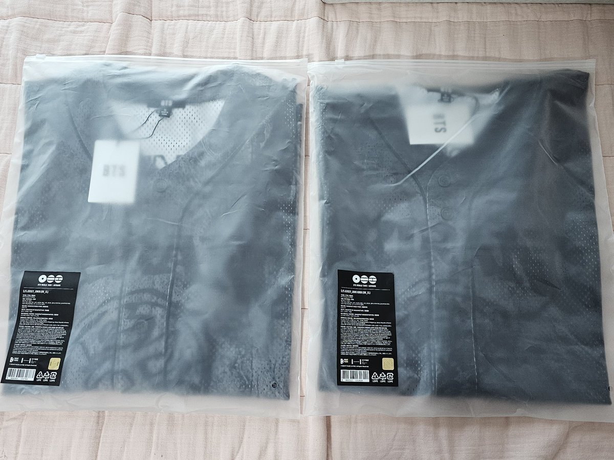 ELLE saw YOONGI & HOBI 🥺 tweet media