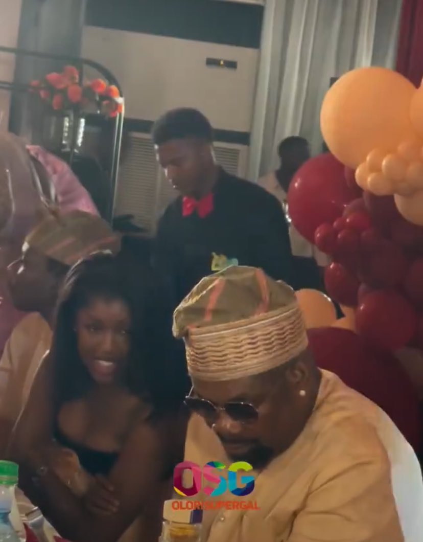 𝐑𝐨𝐳𝐚𝐩𝐞𝐩𝐩𝐞𝐫 🌎 tweet media