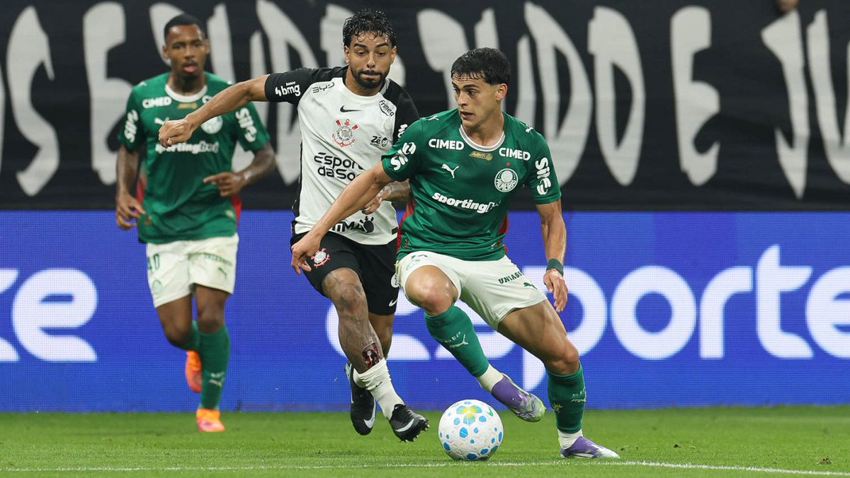 BoletimVB's tweet photo. Depois da expulsão de Matheuzinho:

29:05 minutos de jogo

20:08 de bola parada
08:57 de bola rolando

🗞️@rickcovilfut https://t.co/ptGO020YrY