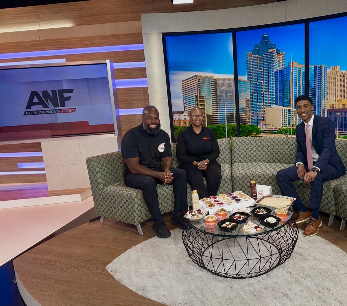 bmh1973's tweet image. #clientnews  Thank you @ATLNewsFirst &amp;amp; ATL Live for having our client , @CobblerFactory #Alpharetta in  the studio today for #NationalPeachCobbler Day.